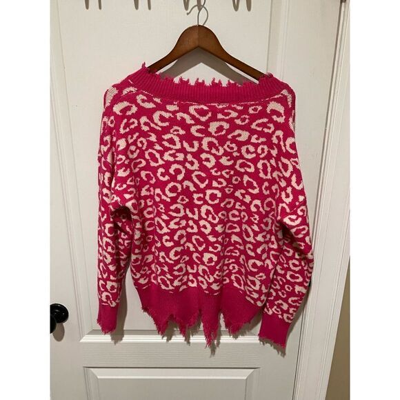 Adora Pink Animal Print Sweater with frayed bottom size M/L - Picture 3 of 6